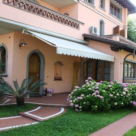 Ferienwohnung Casamare Gianluca Marina di Massa Zimmer foto