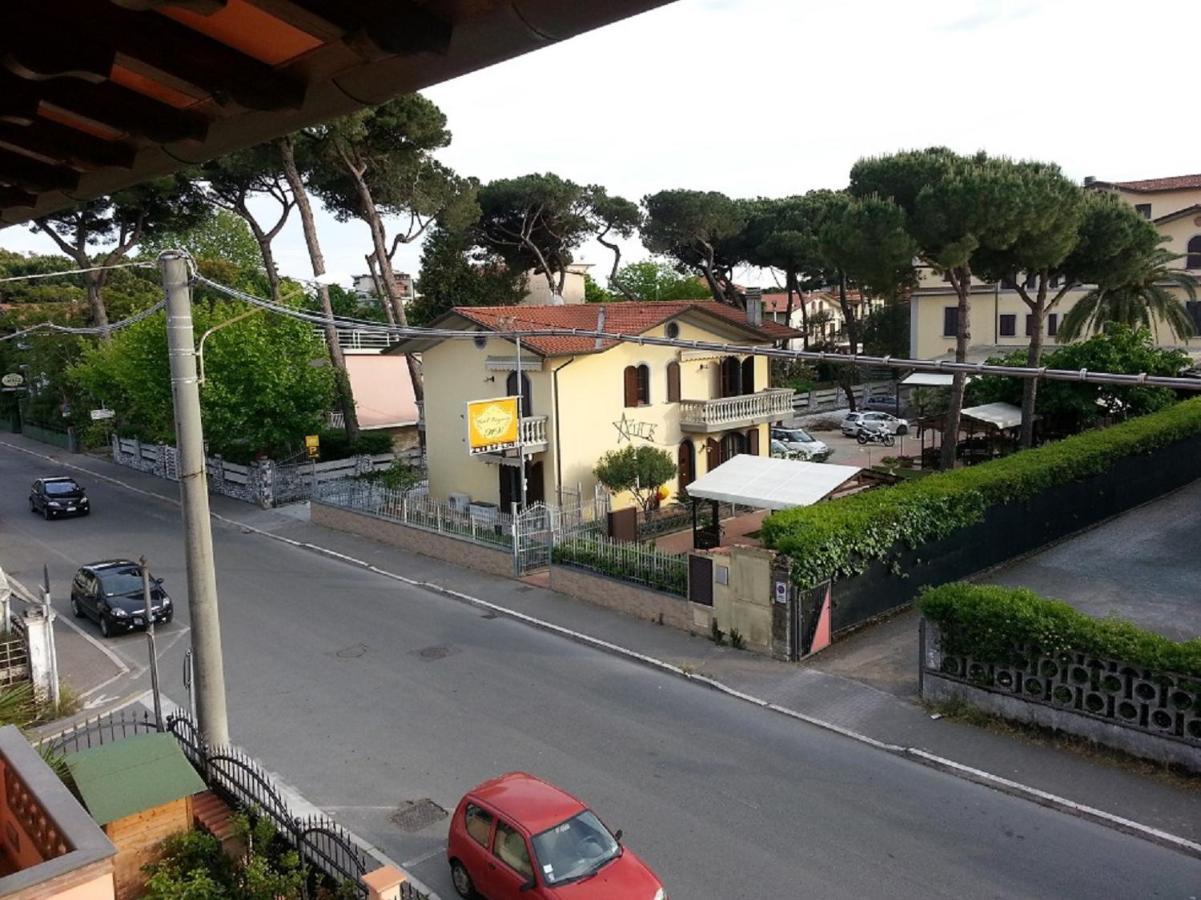 Ferienwohnung Casamare Gianluca Marina di Massa Exterior foto