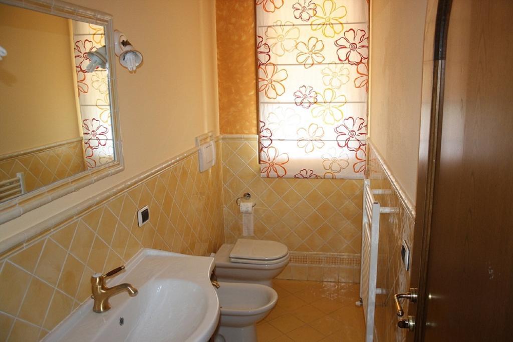 Ferienwohnung Casamare Gianluca Marina di Massa Zimmer foto