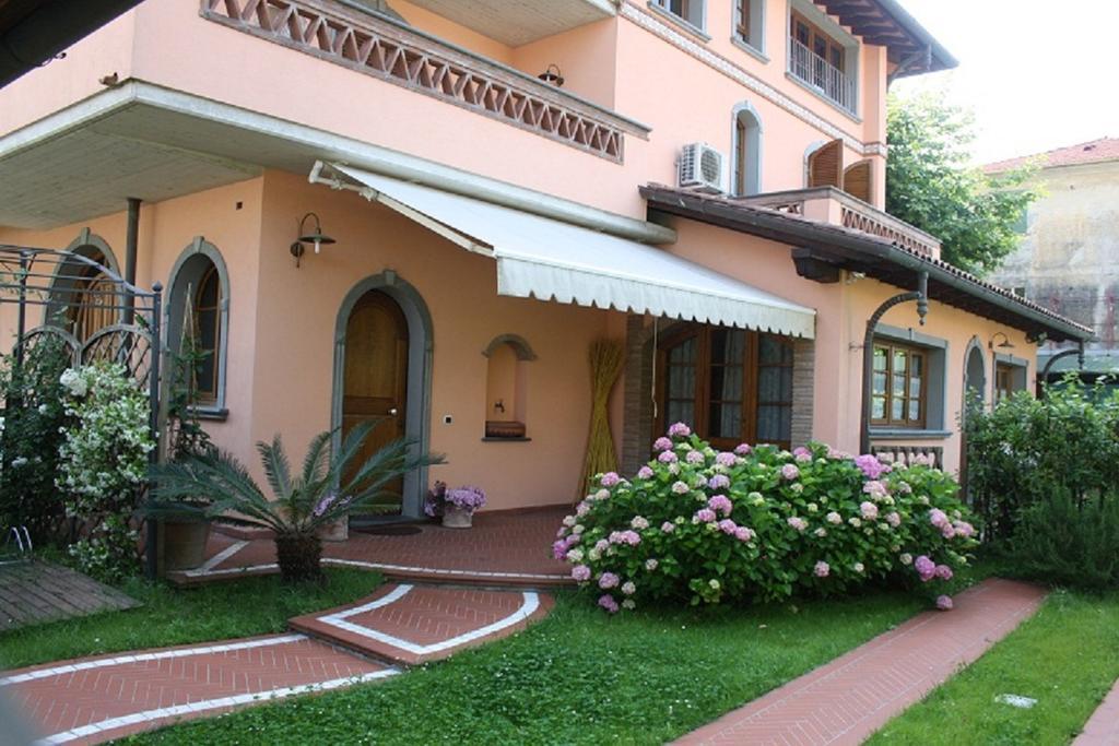 Ferienwohnung Casamare Gianluca Marina di Massa Zimmer foto